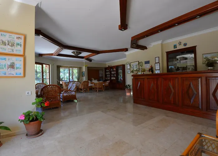 Leytur Hotel