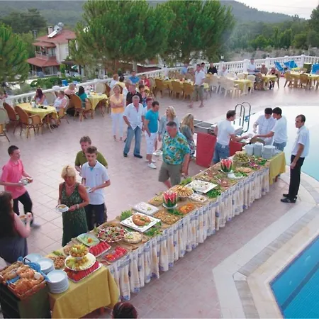 Leytur Hotel 3*
